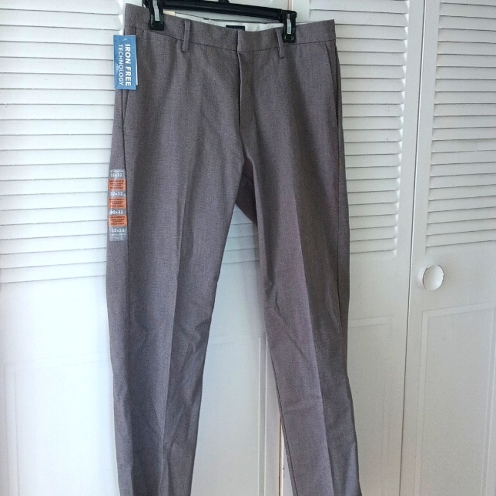 Dockers 32X32 men's trousers NWT